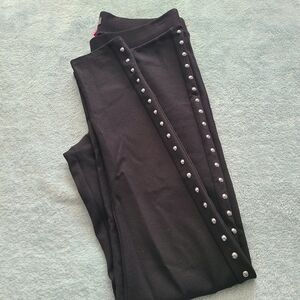 Vince Camuto Women's Side -Studded Trendy High rise  Black Leggings,  Size XS